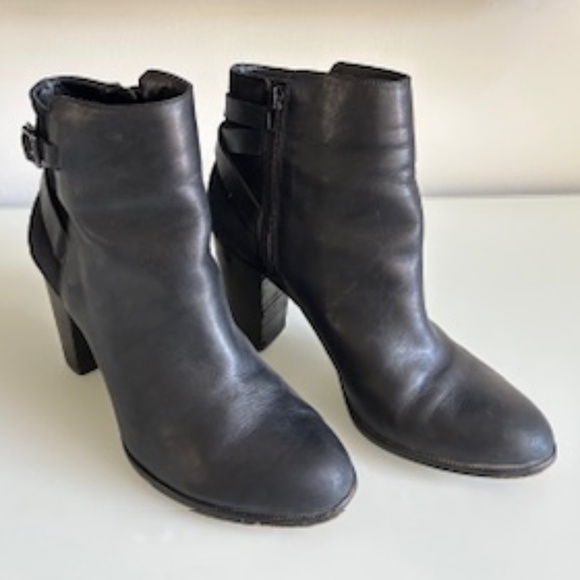 Lord & Taylor Leather and Suede Heel Booties - Size 8 - Picture 1 of 3